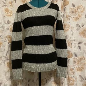Rue 21 black gray sequent sweater